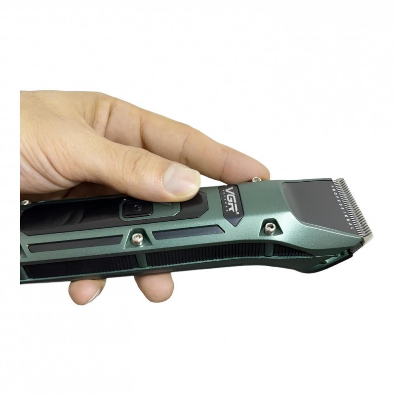 VGR V-696 Dijital Göstergeli Turbo Şarjlı Lüks Profesyonel Tıraş Makinesi