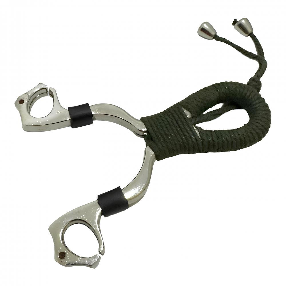 demir gövdeli avcı sapanı yakın çekim detay